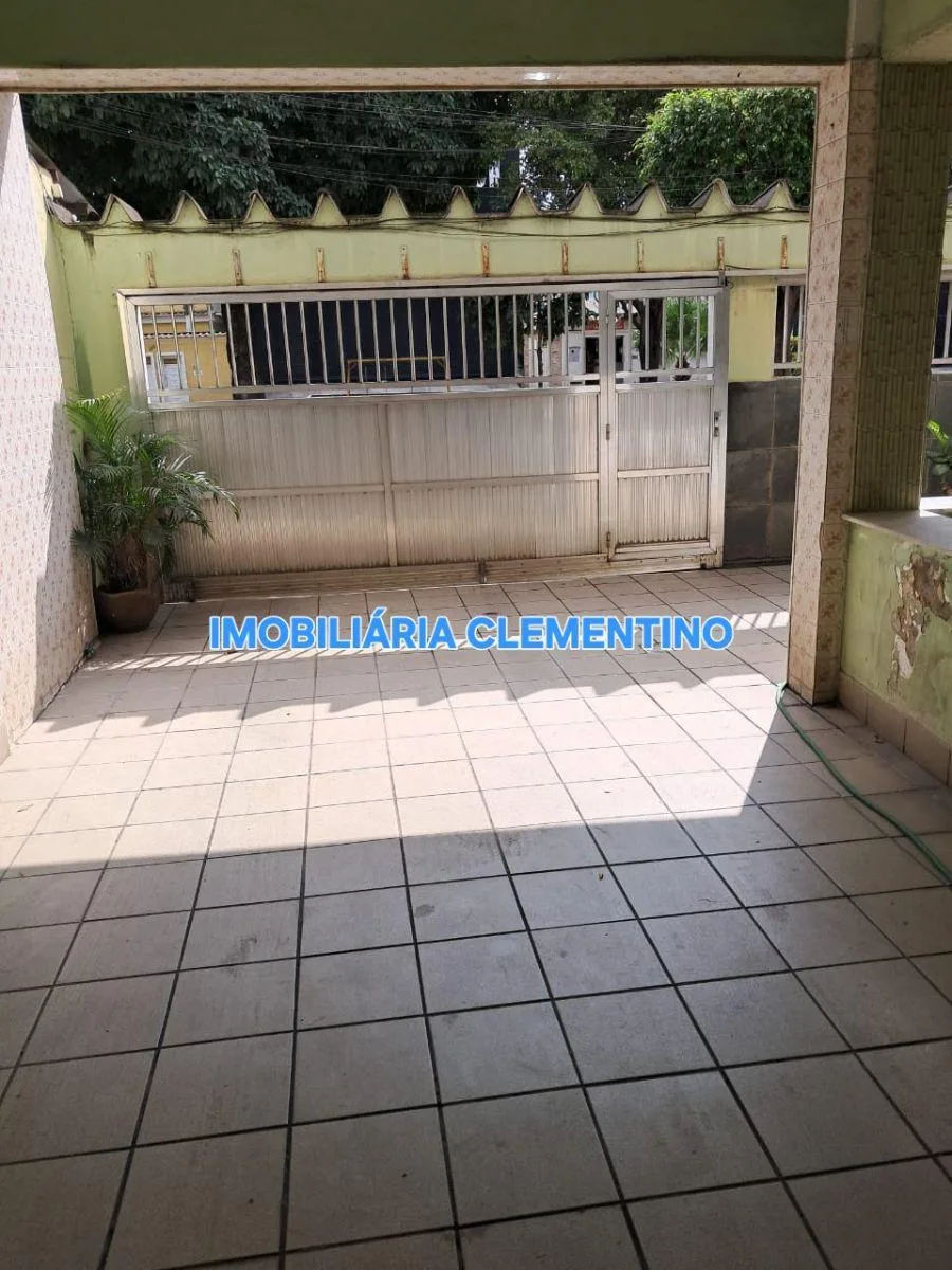 Jardim América - Rua Marechal José Pessoa, Apto Térreo Tipo Casa, Varanda, 3 Qtos, 2 Banheiros, 1 Vg