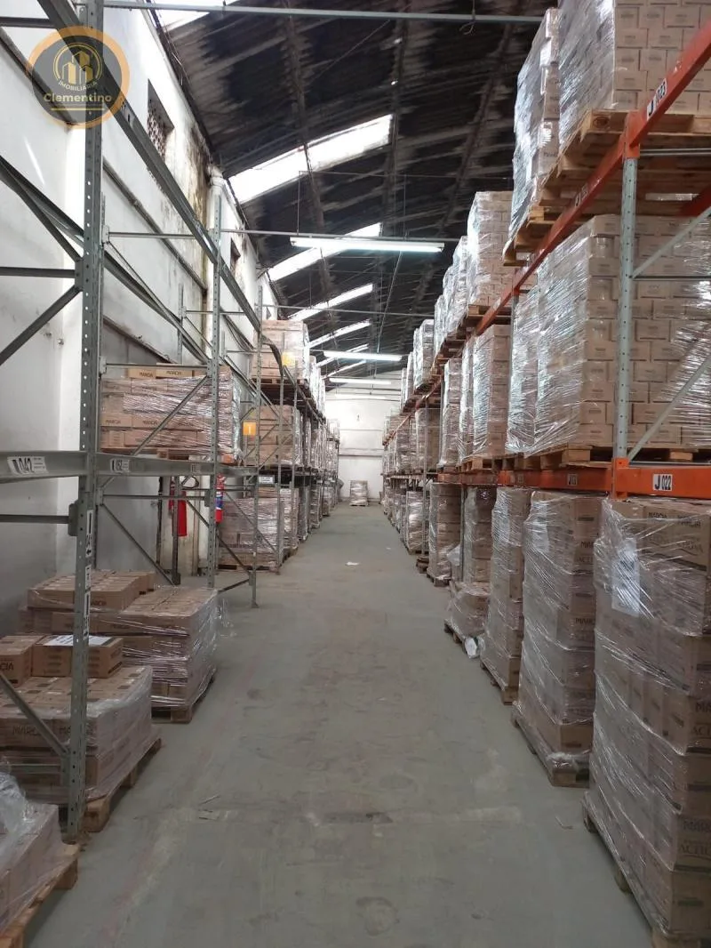Galpão com 3 quartos, 960m², à venda em Rio de Janeiro, Vigário Geral
