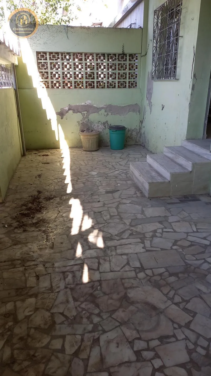Jardim América- Apto Tipo Casa , 78m², quintal, 2 quartos, 2 banheiros