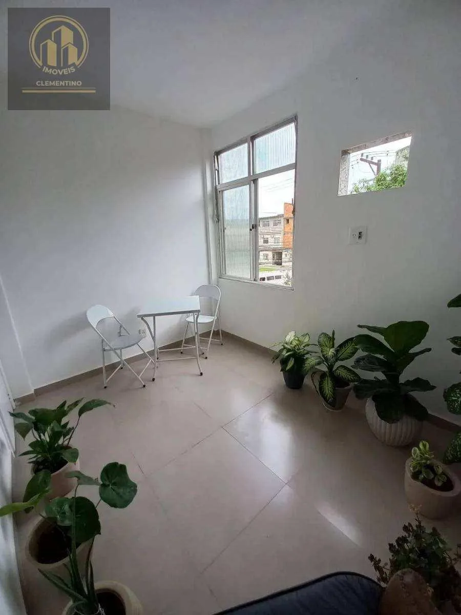 D.Caxias/Centro - Cond. Res. Dr. Roberto da Silveira - Apto 75m², 2°Andar, 3Qtos