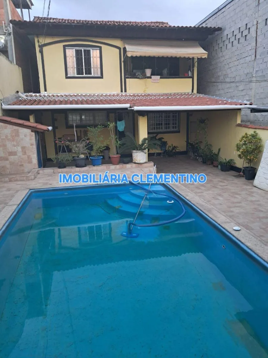 Coelho Neto-Casa de 135 m² com Piscina, 3 quartos, 3 Vagas